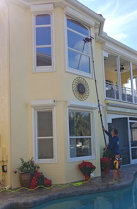 Spotless Views: Professional Window Cleaning for Punta Gorda’s Waterfront Homes